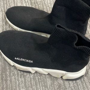 Balenciaga speed!